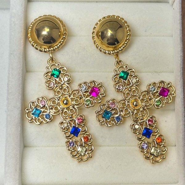 Enchant Gold Charm Pendant Earring