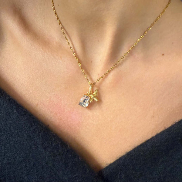 Enchant Luxe Bee Necklace