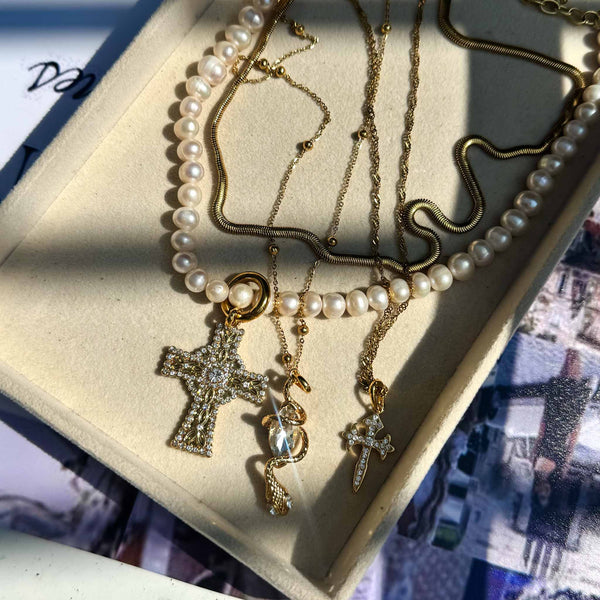 Enchant La Dolce Vita Layering Necklace Set