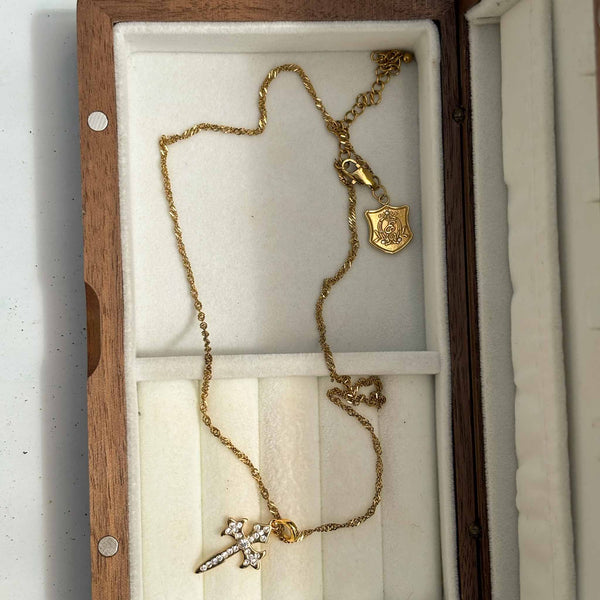 Enchant Luxe Aurelia Necklace