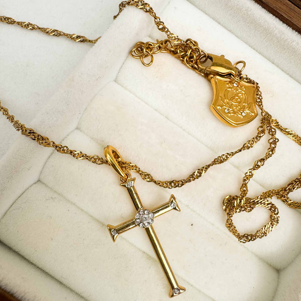 Enchant Luxe Alessa Necklace