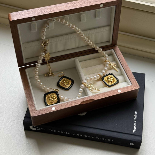 Enchant Charlotte Charm